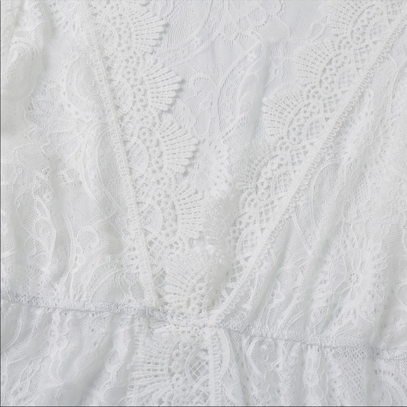 Gorgeous White Lace Cover Up - Picture 3 of 3